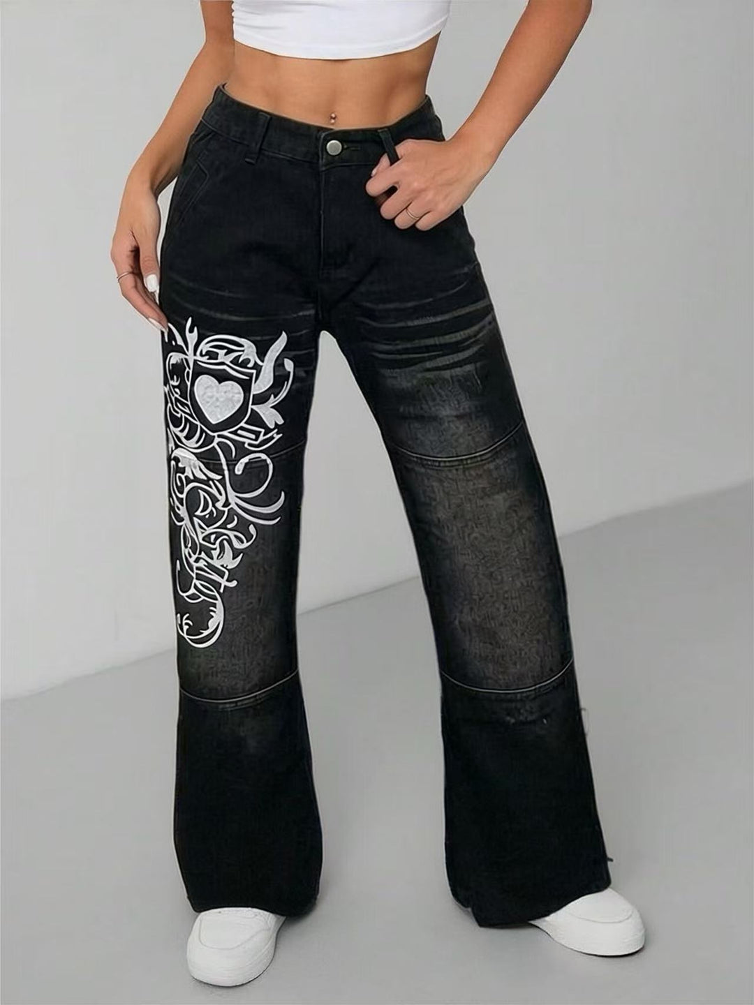 Damen weite Jeans mit kunstvollem Aufdruck EB