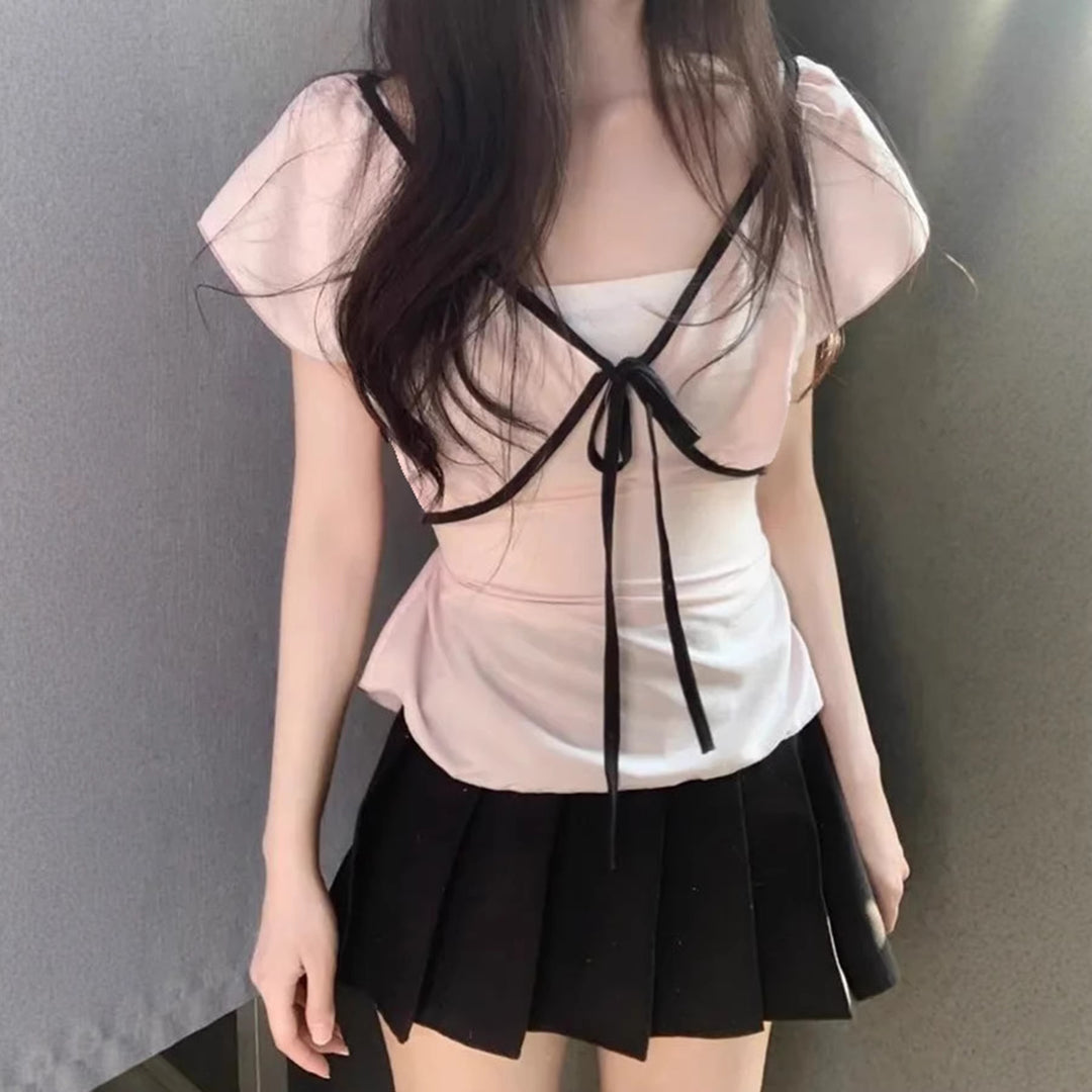 Damenbluse mit Rüschen und verstellbarem Bindegürtel EB