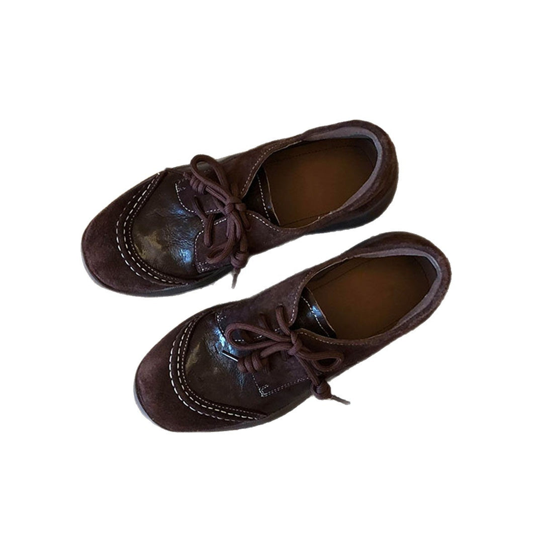 Damen Bequeme Schnürschuhe mit robustem Profil und anatomischer Fußbettung EB