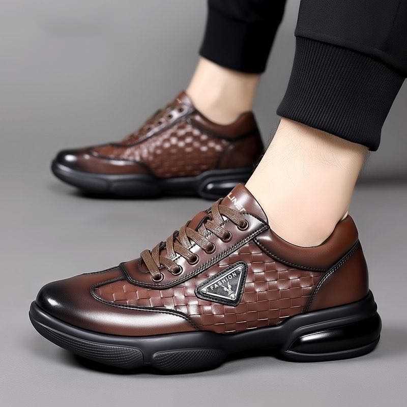 Herren Sportliche Sneaker aus hochwertigem Leder mit geflochtenen Details EB