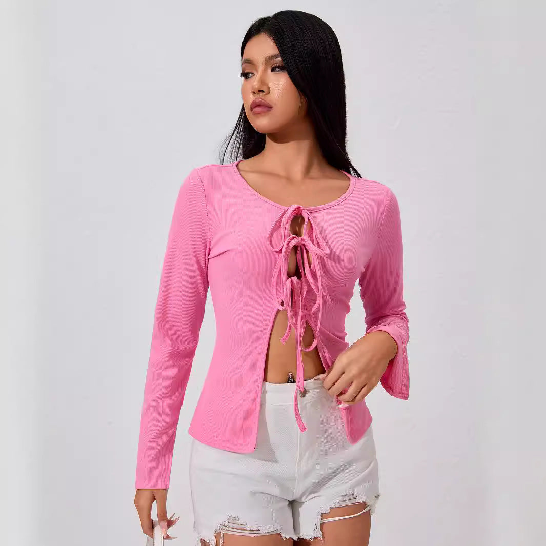 Damen geripptes Longsleeve-Top mit mehrfachem Front-Schnürdetail, Cut-Outs und taillierter Passform Eichborn Berlin