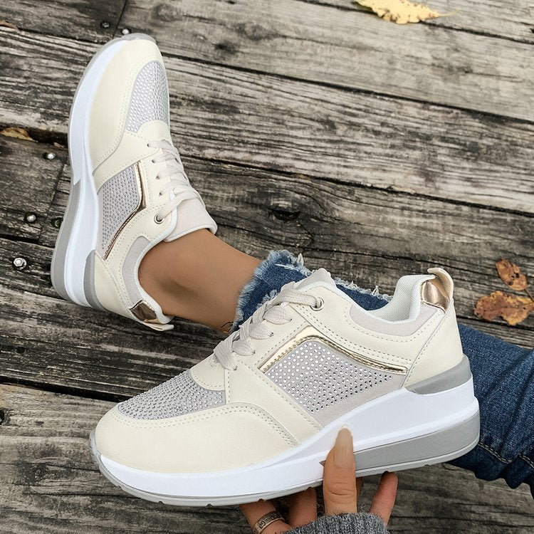 Damen Sportliche Sneakers mit atmungsaktiver Mesh-Oberfläche und dämpfender Sohle EB
