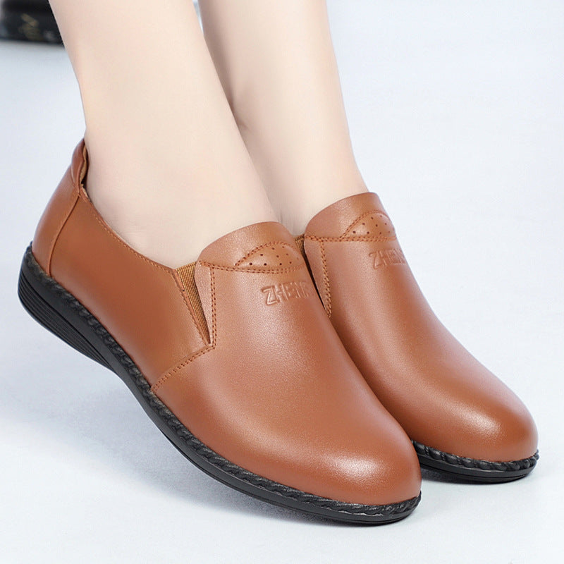 Damen Slipper aus hochwertigem Leder mit elastischem Einstieg und rutschfester Sohle EB
