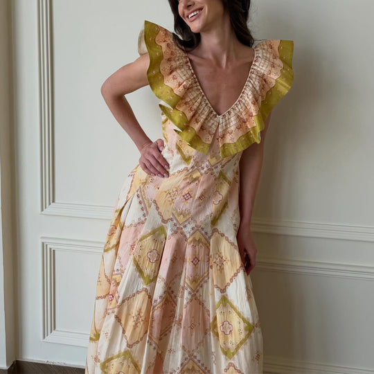 Damen Maxikleid mit voluminösen Rüschendetails und elegantem V-Ausschnitt EB