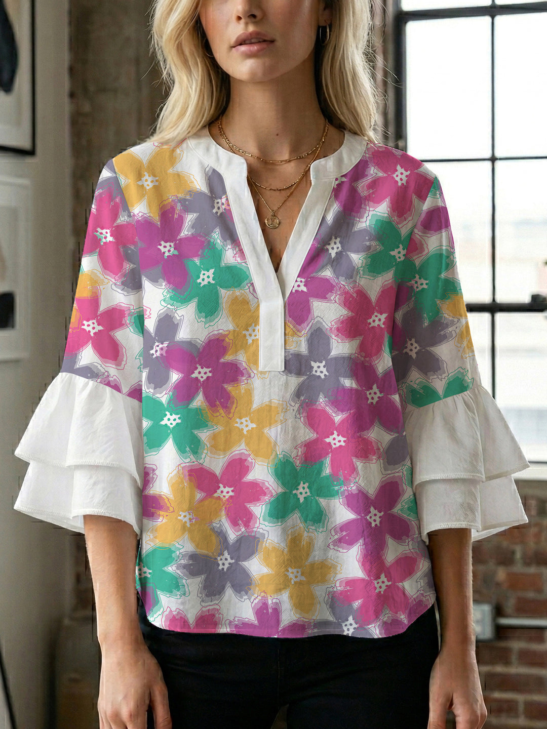 Damen Bluse mit voluminösen Ärmeln und floralem Design EB