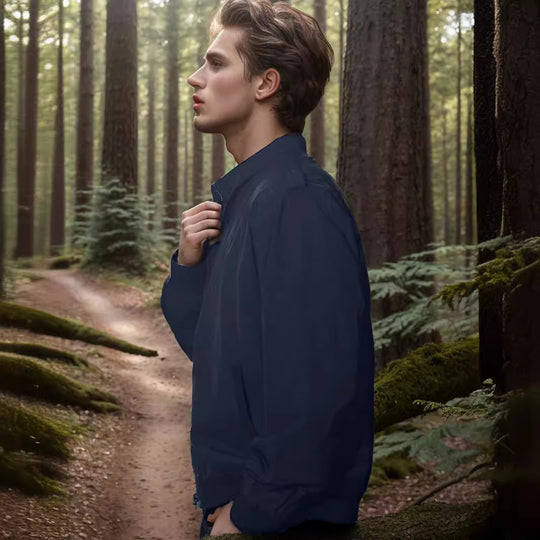 Herren leichte Übergangsjacke mit hochgeschlossenem Kragen und seitlichen Taschen EB