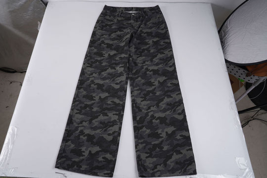 Damen Relaxed Fit Cargohose mit modischem Camouflage-Muster EB