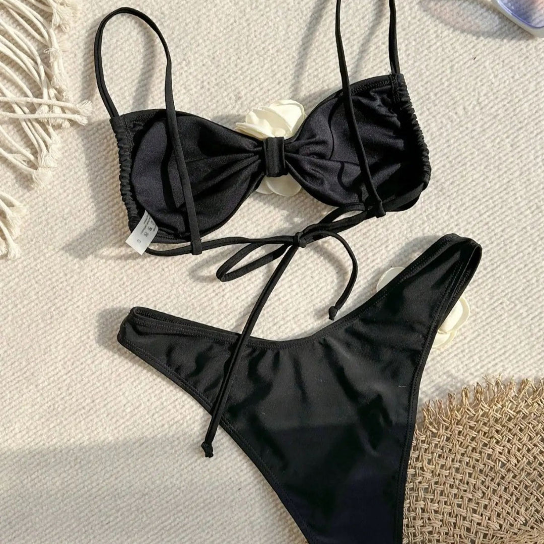 Damen Eleganter Bikini mit Blumenapplikation EB