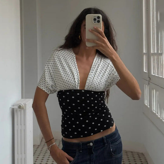 Damen Haltertop mit elegantem Wickeldesign und figurbetonter Passform EB