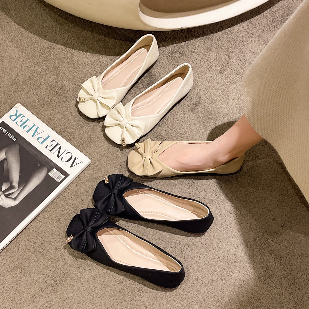 Damen elegante Ballerinas mit Schleifen-Detail und funkelndem Schmuck EB