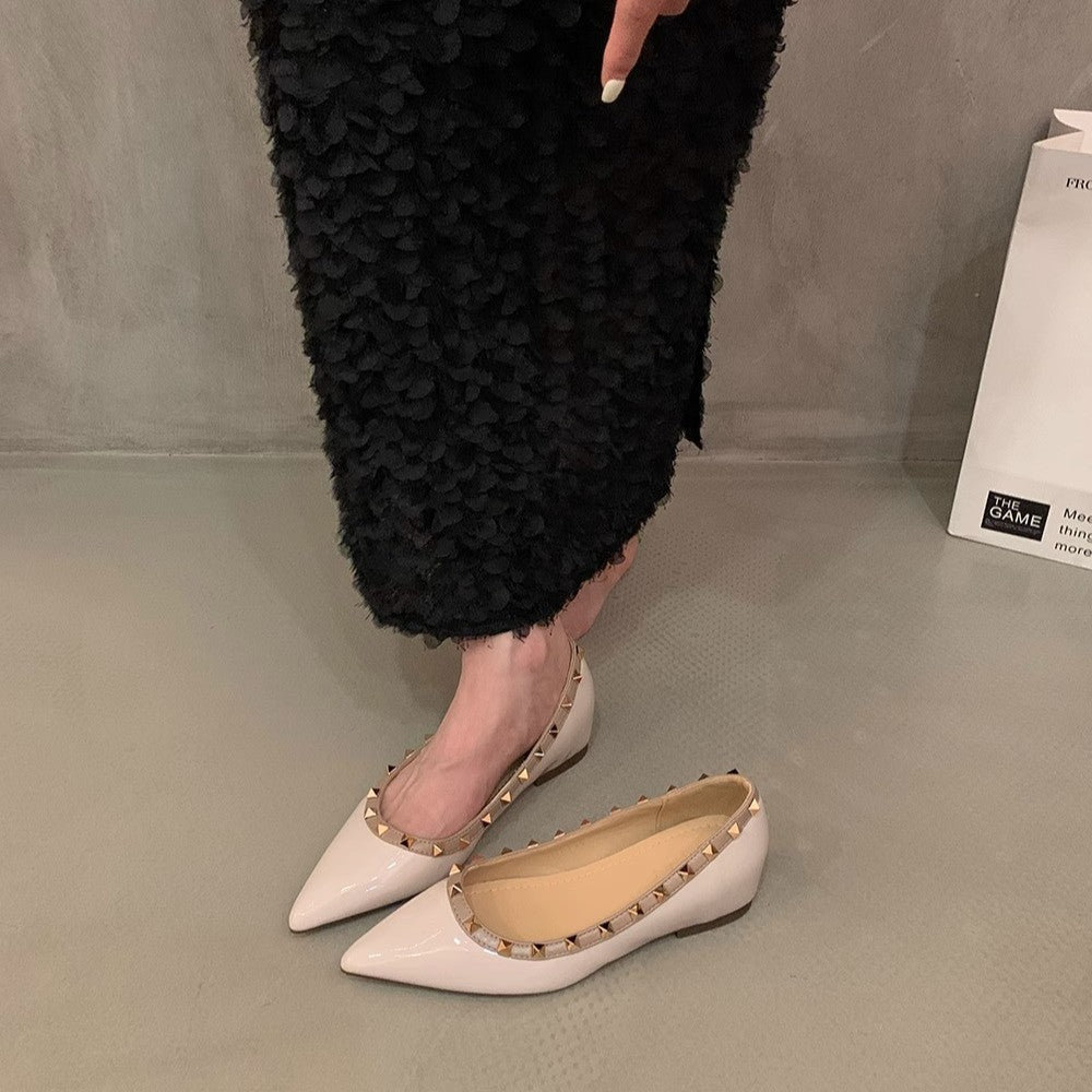 Damen elegante Ballerinas mit modischen Nietenakzenten und komfortabler Innensohle EB