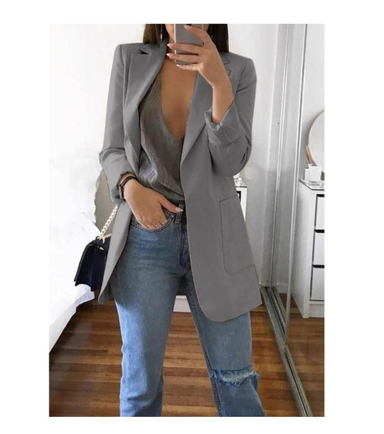 Damen eleganter Blazer mit tailliertem Schnitt und praktischen Taschen EB