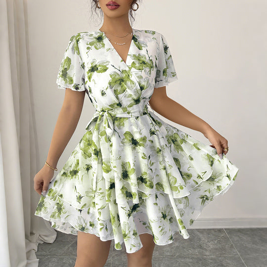 Damen Wickelkleid mit floralem Muster und schwingendem Rock EB