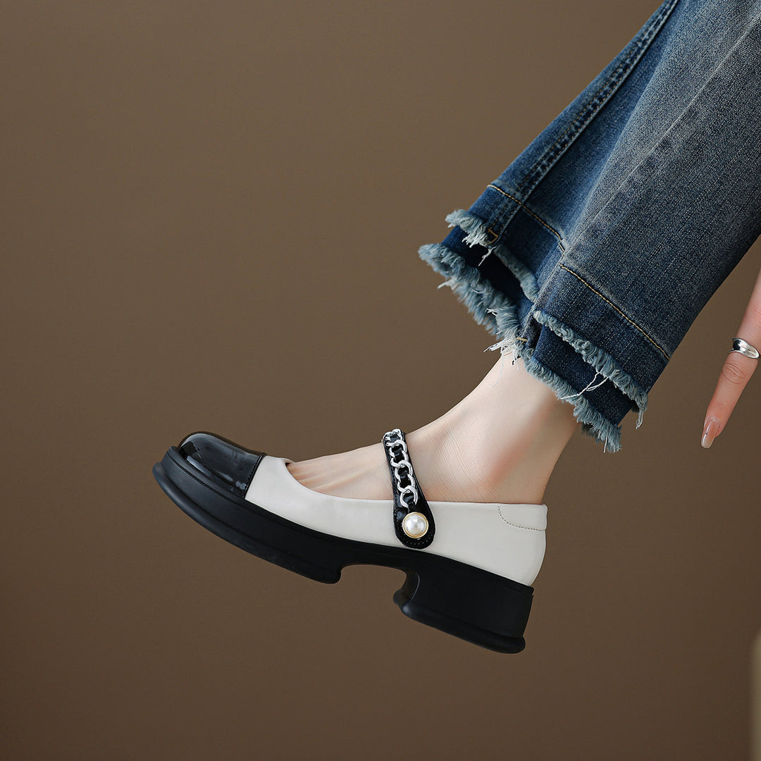 Damen Ballerinas mit modischem Riemchen und eleganter Kettenverzierung EB