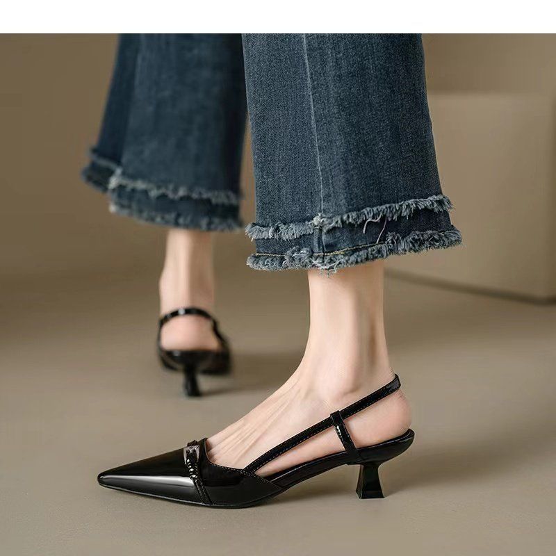 Damen Slingback Pumps mit spitzem Design und glänzender Oberfläche EB