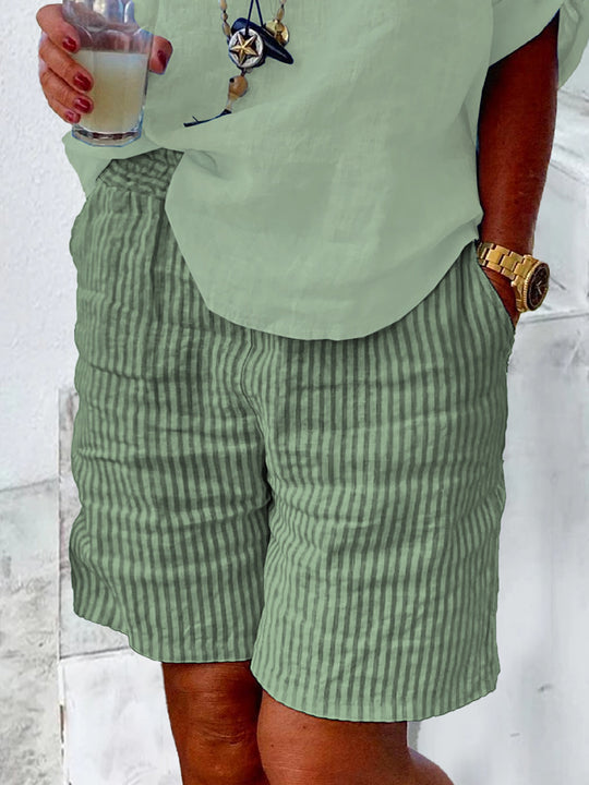 Damen Leichte Baumwollshorts mit Streifendessin EB