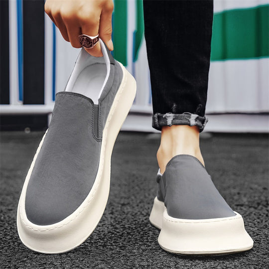 Damen Slip-On Sneaker mit modischem Design und komfortabler Laufsohle EB