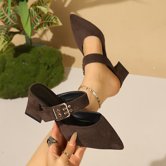 Damen geschlossene Mules mit Blockabsatz und einem eleganten Riemen EB