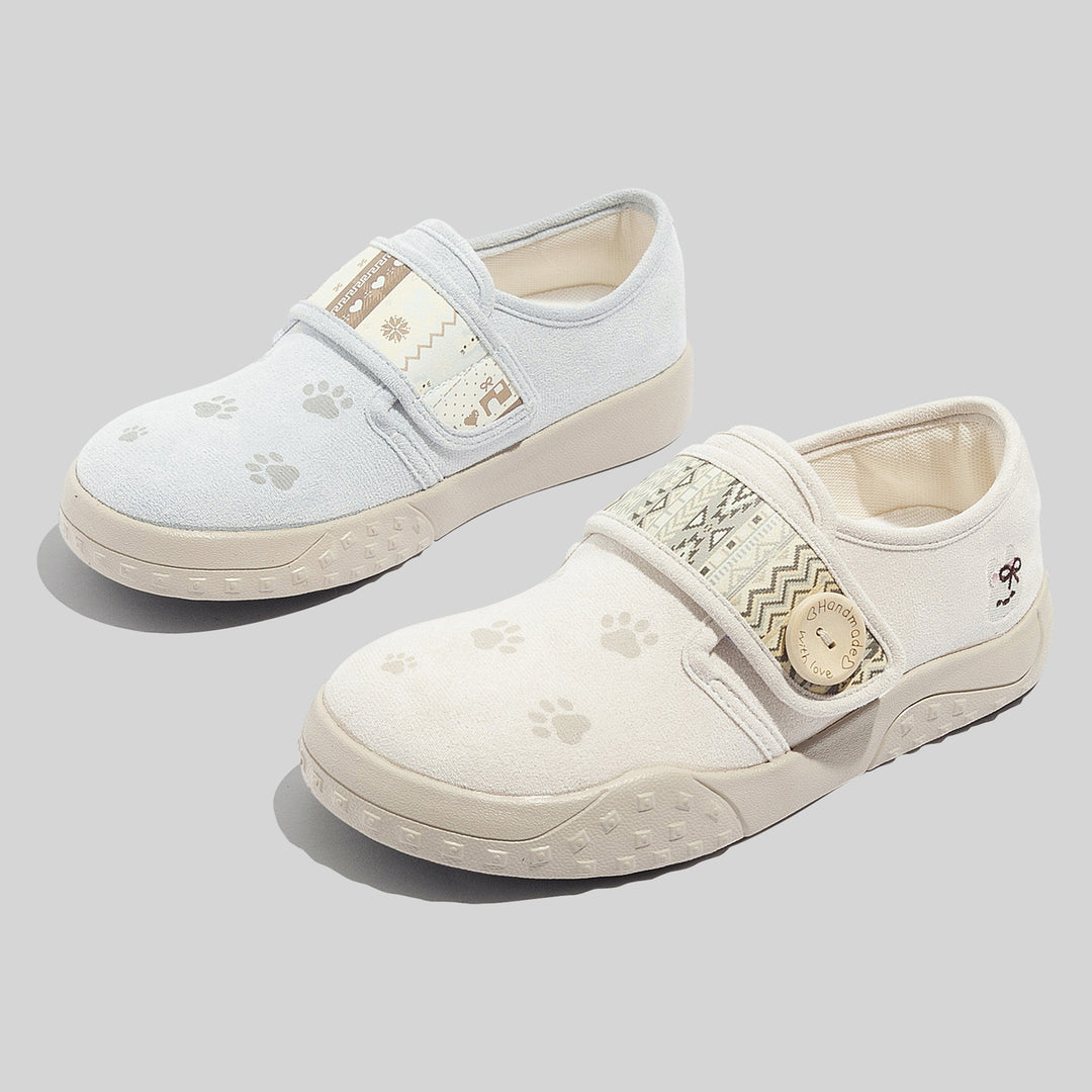 Damen Clogs mit praktischen Klettverschlüssen und tierischen Applikationen EB