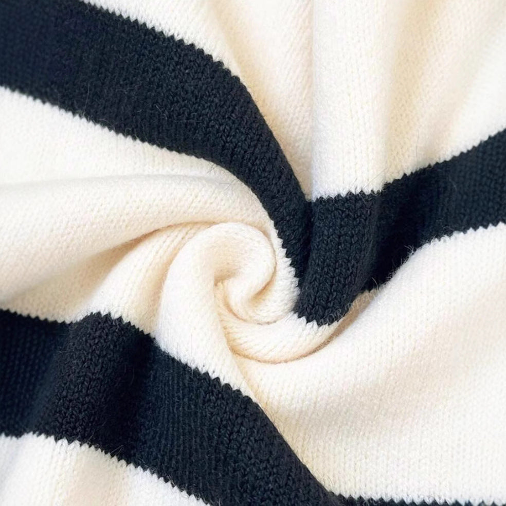 Damen Gestreiftes Kurzarm-Stricktop mit V-Kragen und überschnittener Schulter EB