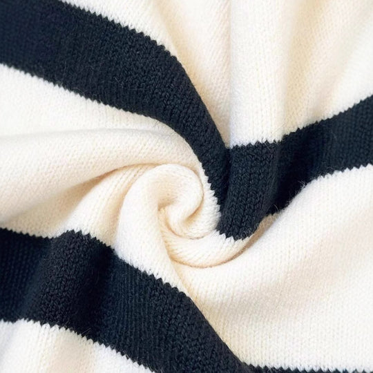 Damen Gestreiftes Kurzarm-Stricktop mit V-Kragen und überschnittener Schulter EB