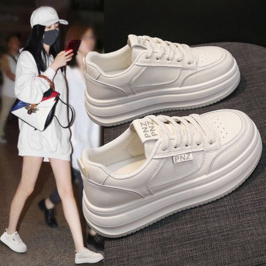 Damen Plattform Sneakers mit dämpfender Sohle und modernem Design EB