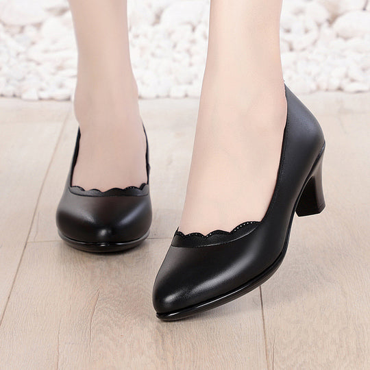 Damen Klassische Pumps mit elegantem Rüschendetail und bequemen Blockabsatz EB