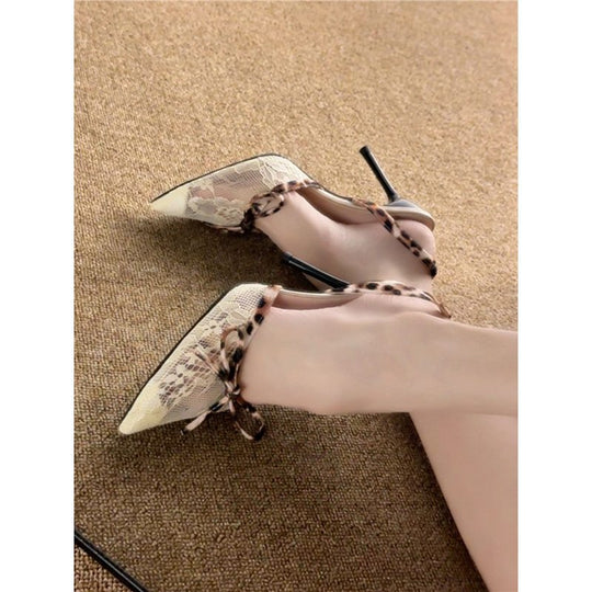 Damen elegante Slingback Pumps mit Spitze und Tiermotiven EB