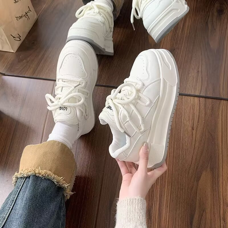 Damen Komfortable Chunky Sneakers mit dämpfender Sohle und innovativem Design EB