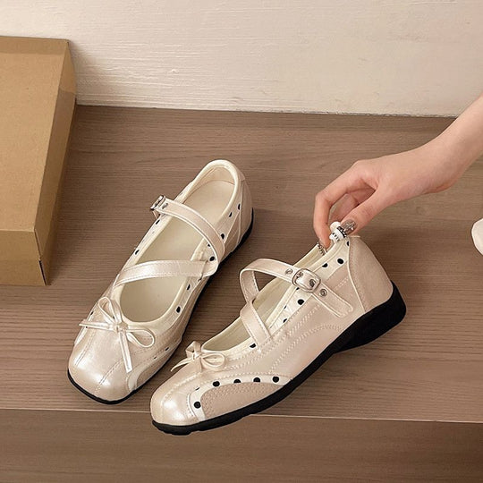 Damen Komfortable Ballerinas mit dekorativem Riemchen EB