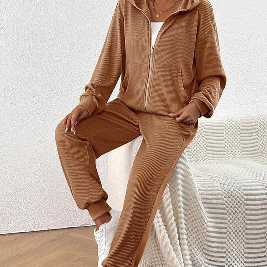Damen Lässiges Set aus strukturiertem Hoodie und Jogginghose EB