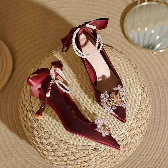 Damen elegante Spitzen-Pumps mit dekorativen Perlen-Details und Riemchen EB