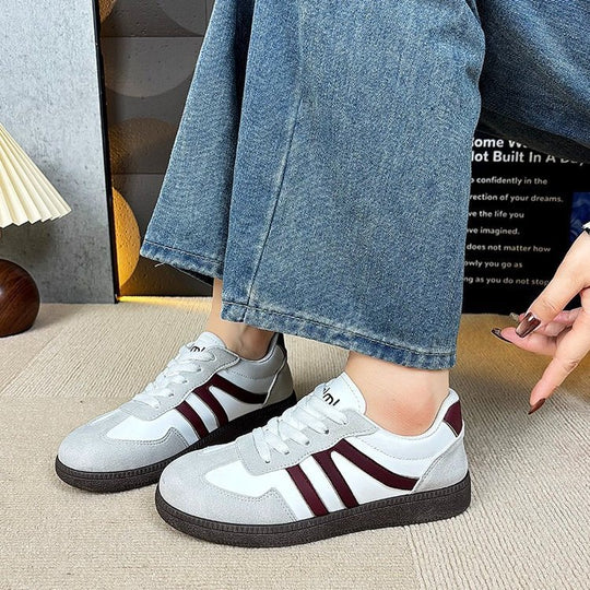 Damen Sportliche Sneakers mit atmungsaktiver Oberflächenstruktur und rutschfester Sohle EB