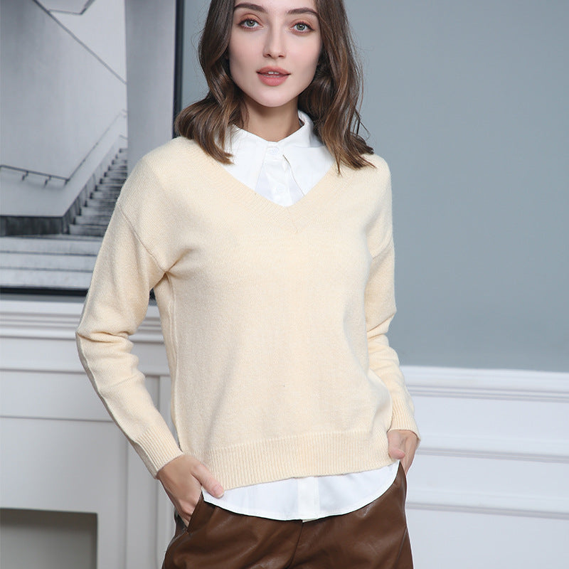 Damen V-Ausschnitt Strickpullover in feiner Wollqualität EB