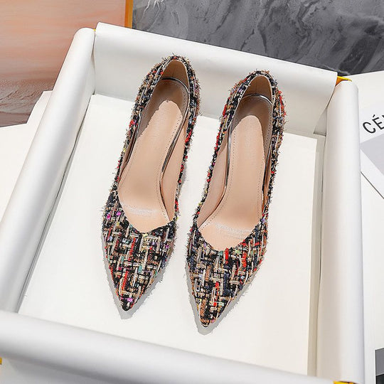Damen elegante Stiletto-Pumps mit modernen Textilien EB