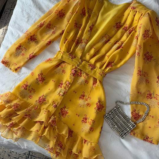 Damen Blumenkleid mit Rüschendetails EB
