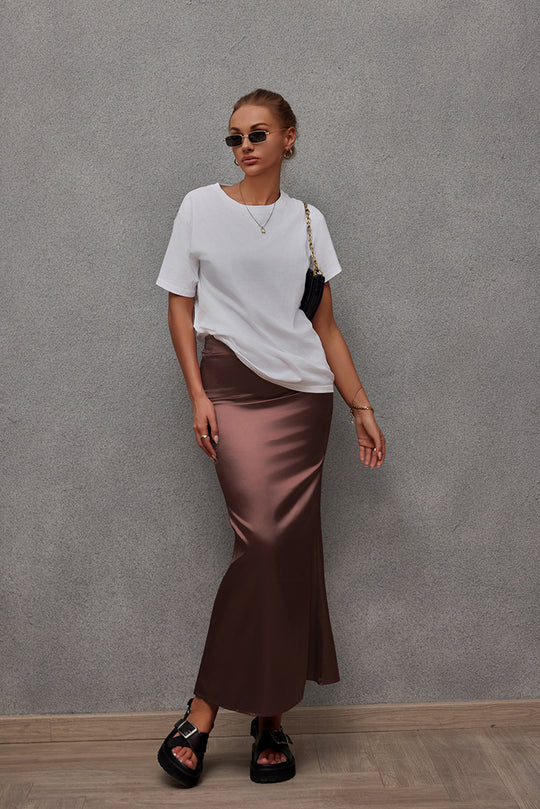 Damen Eleganter Maxirock aus glänzendem Satin mit hohem Schlitz EB