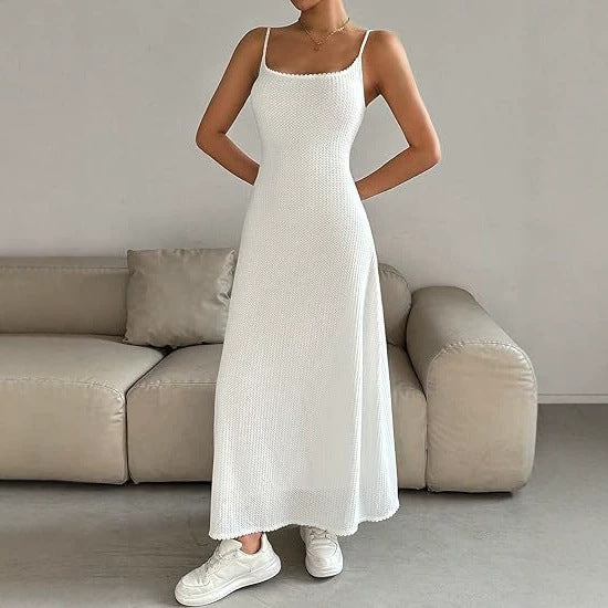Damen Maxikleid mit zarten Trägern und raffinierter Rippstruktur EB