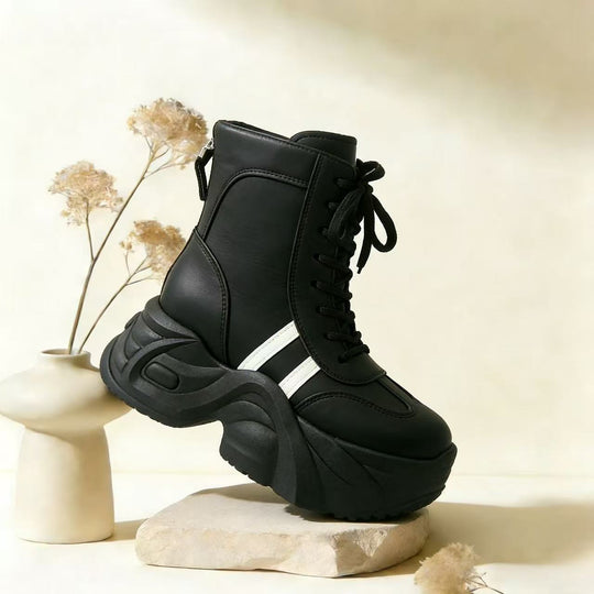 Damen Chunky Stiefeletten mit dickem Profil und sportlichem Design EB