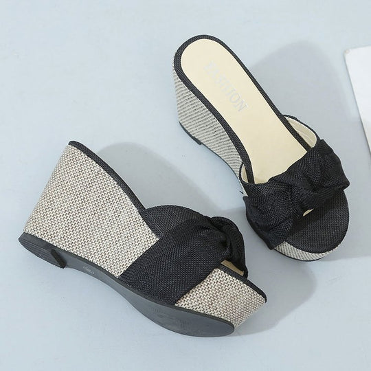 Damen nan Keil-Pantolette mit hohem Bast-Plateau und gedrehtem Textilriemen EB