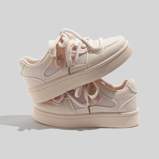 Damen Sneakers mit atmungsaktiven Mesh-Einsätzen und dekorativen Details EB
