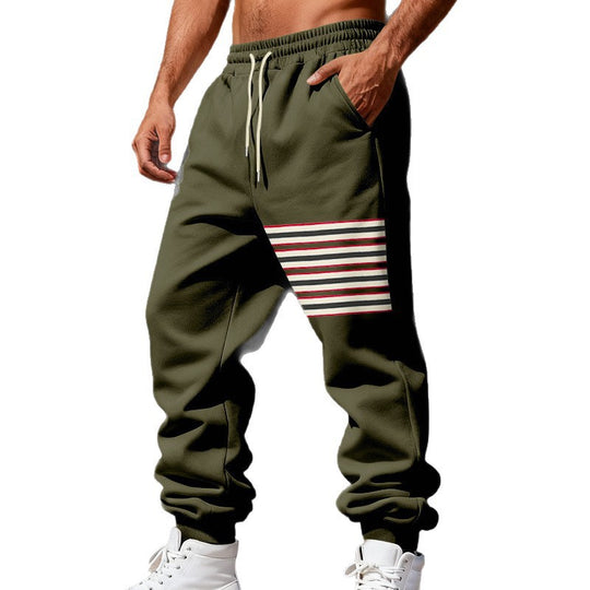 Herren Relaxed-Fit Jogginghose mit seitlicher Streifenapplikation, Kordelzug & gerippten Bündchen EB