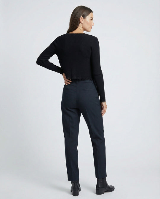 Damen feines geripptes Strick-Set mit Kurzcardigan, Spitzenbesatz-Cami und hochtaillierter Leggings EB