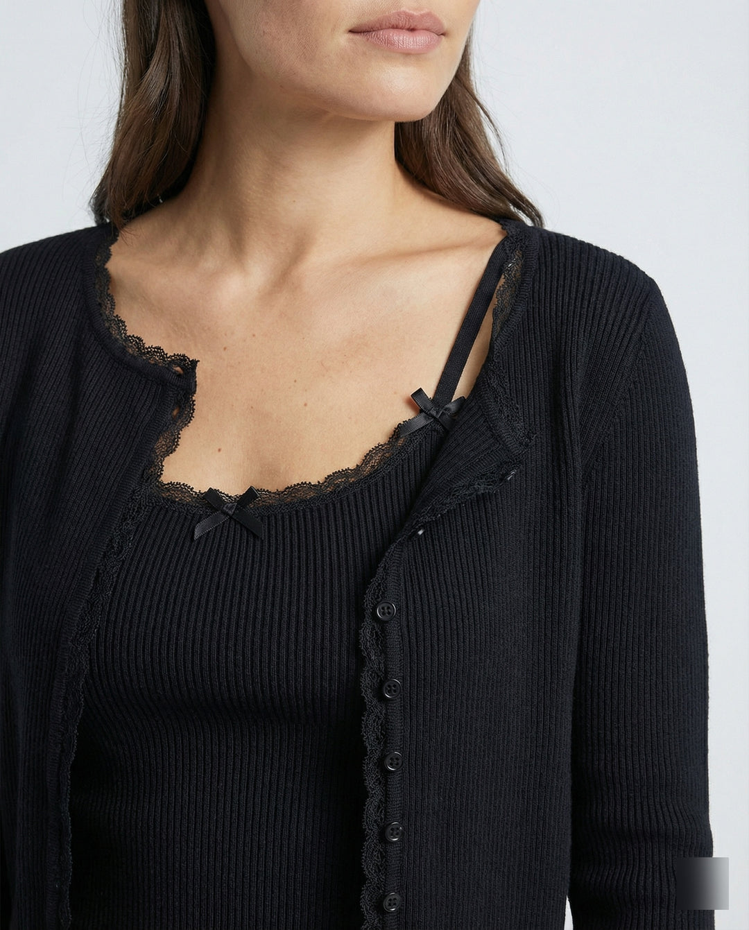 Damen feines geripptes Strick-Set mit Kurzcardigan, Spitzenbesatz-Cami und hochtaillierter Leggings EB