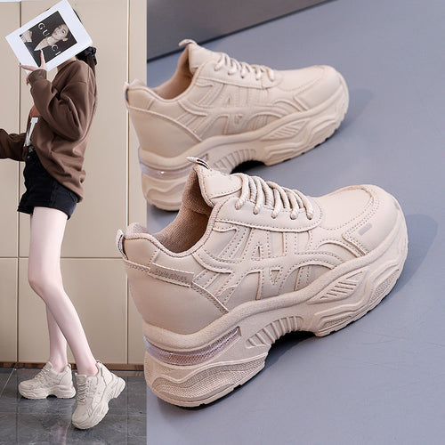 Damen Sportliche Sneakers mit innovativer Dämpfung und rutschfester Profilsohle EB