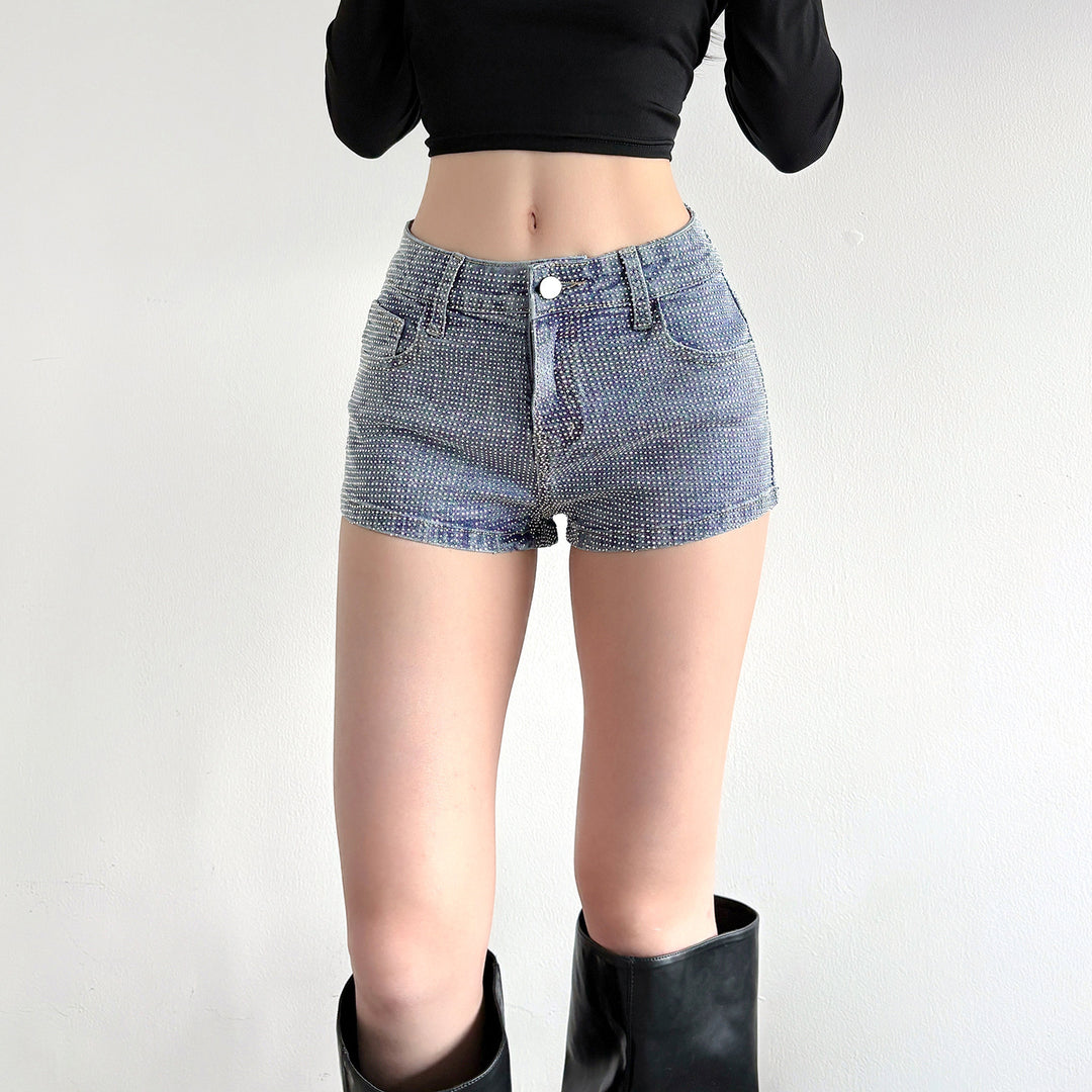 Damen Glitzernde Denim-Shorts mit funkelnden Akzenten EB