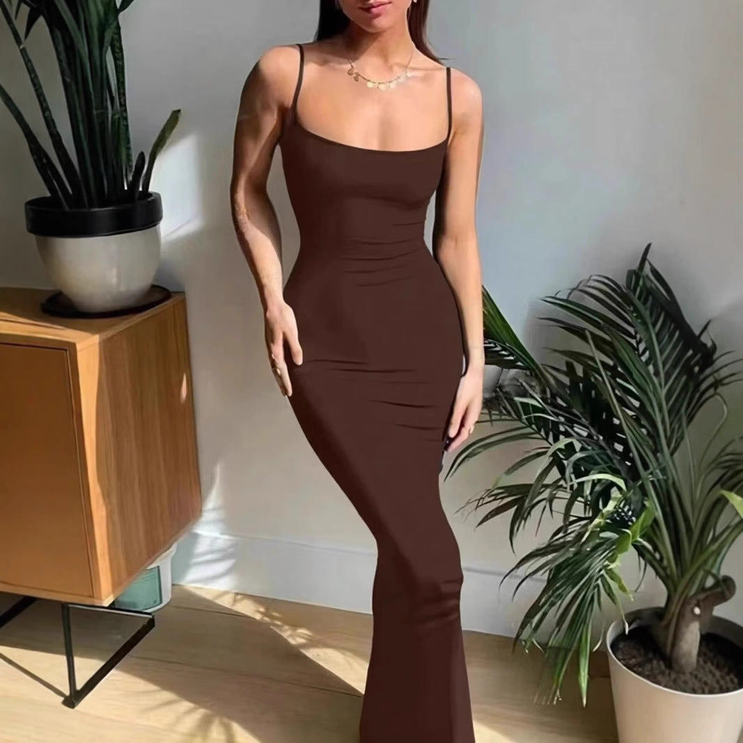 Damen Langärmeliges Abendkleid mit figurbetonendem Schnitt und dezentem V-Ausschnitt EB