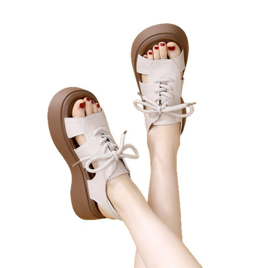 Damen Sportliche Sandalen mit Schnürdesign und komfortablem Absatz EB