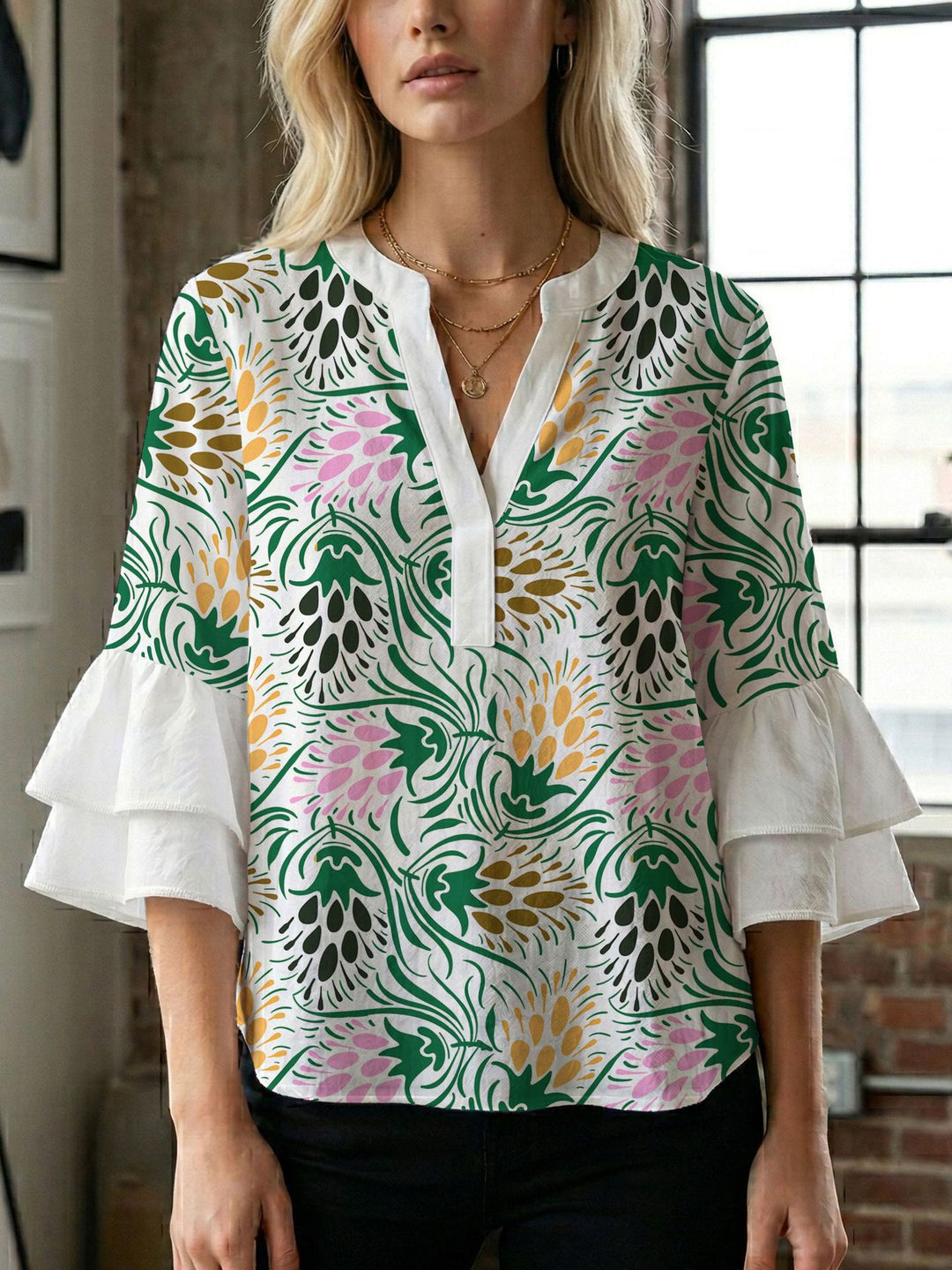 Damen Blusenshirt mit voluminösen Ärmeln und kreativem Druckdesign EB