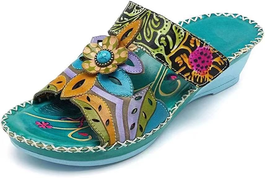 Damen komfortable Riemensandalen mit floralem Design und dekorativen Akzenten EB